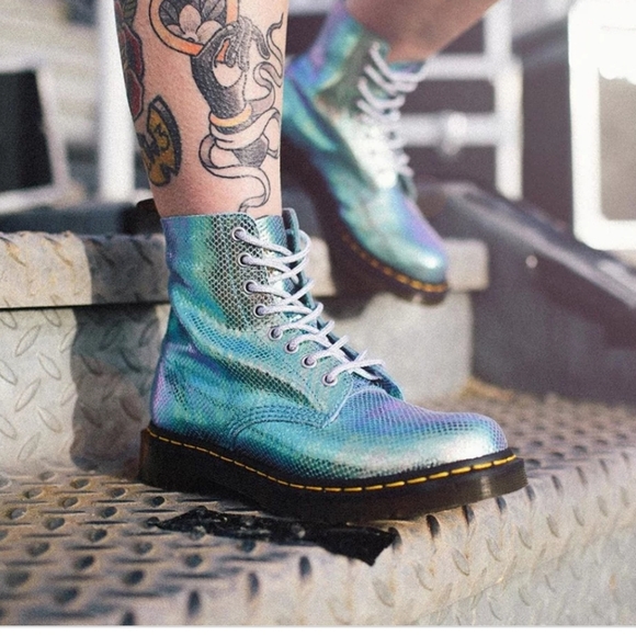 NWOT Dr. Martens 1416 Pascal Iridescent boots - Picture 2 of 9